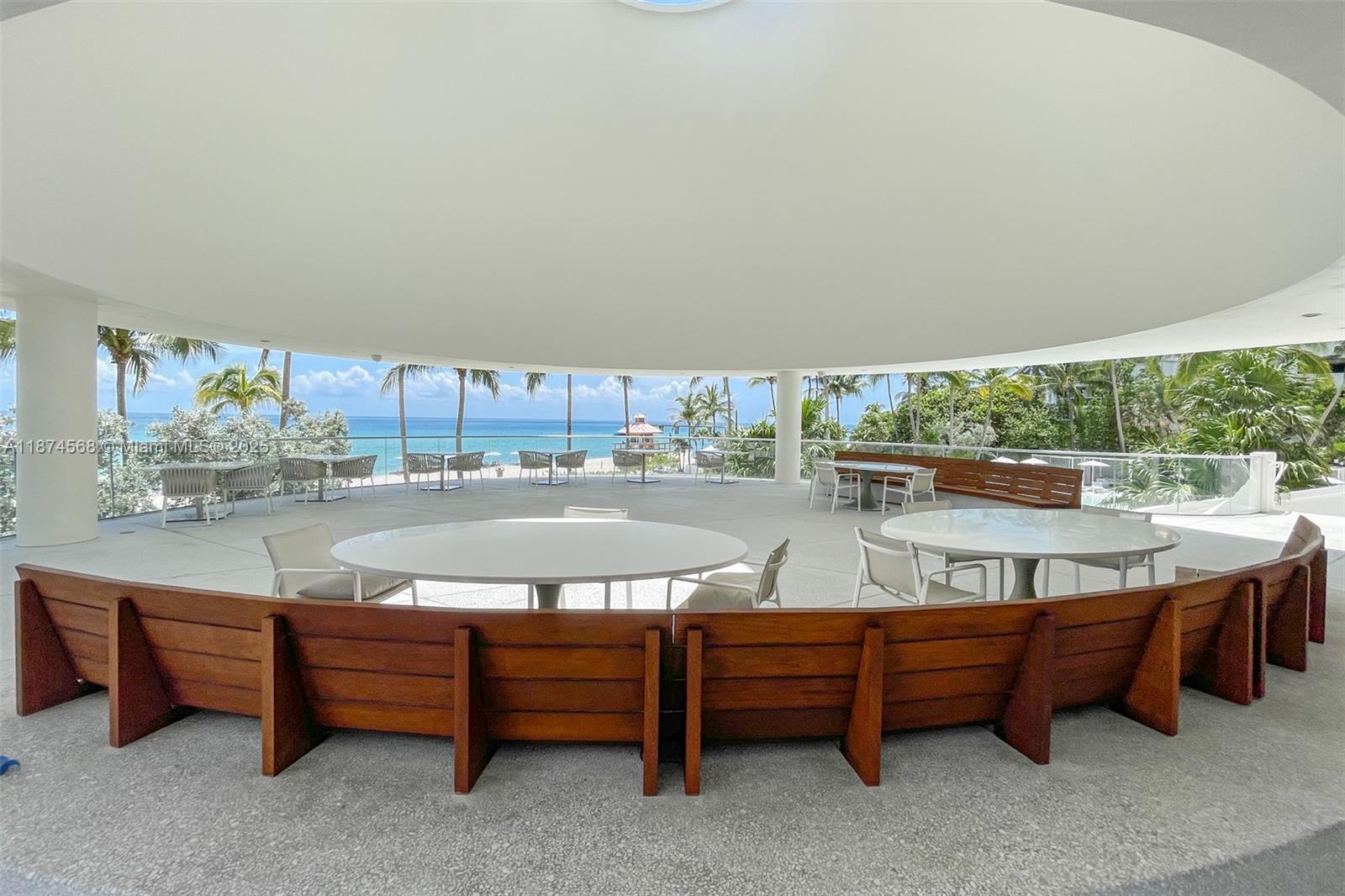 JADE SIGNATURE CONDO - Residential