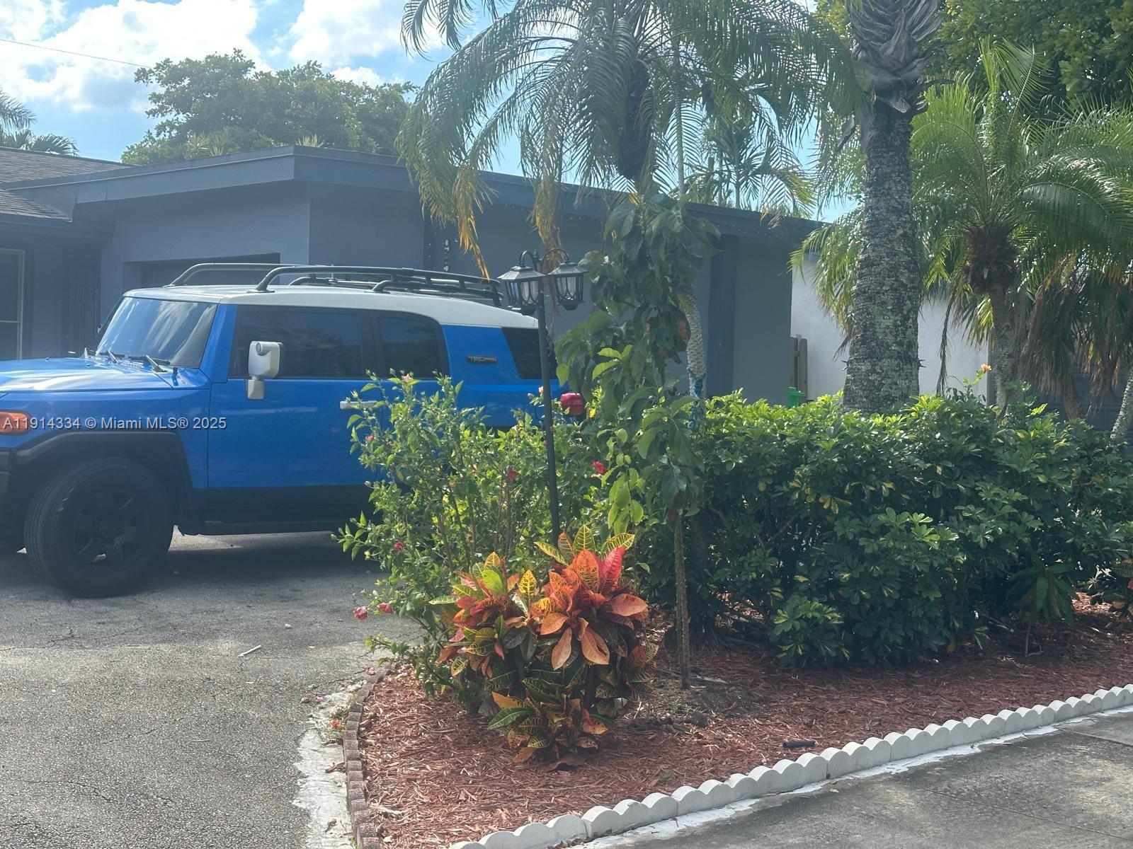 SUNRISE GOLF VILLAGE SEC - Residential