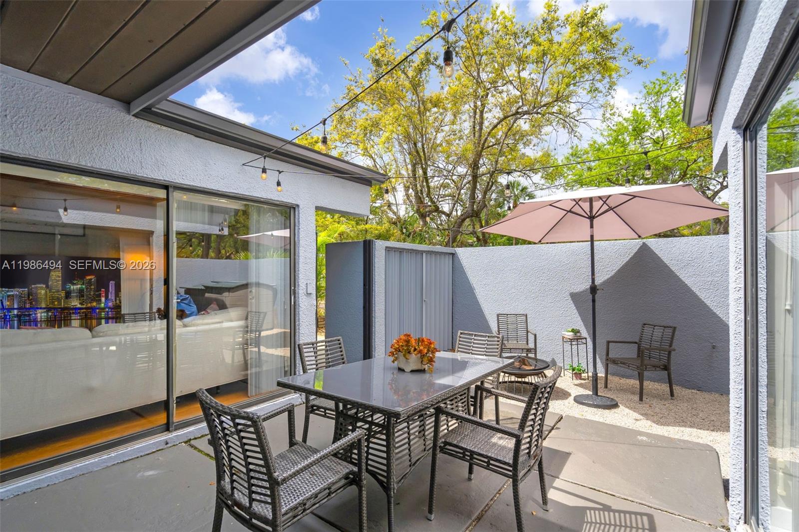 MIAMI LAKES WINDMILL GATE - Residential