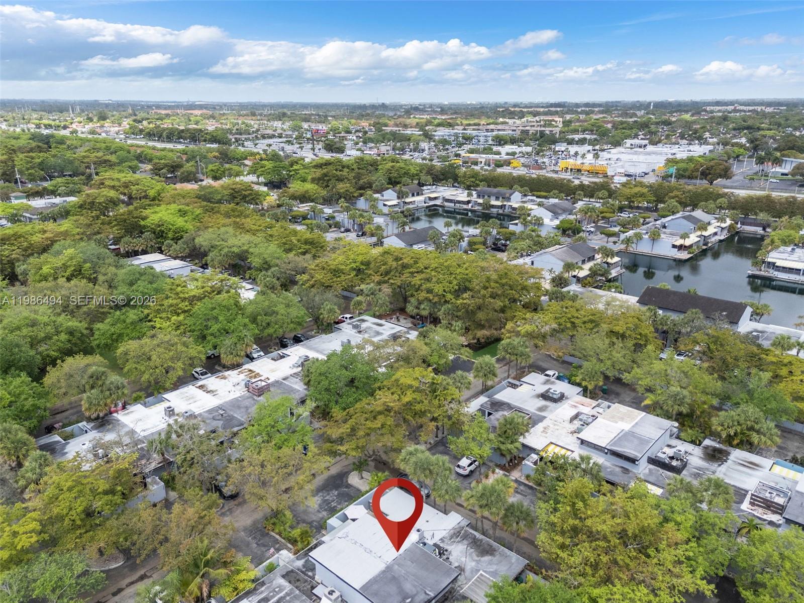 MIAMI LAKES WINDMILL GATE - Residential