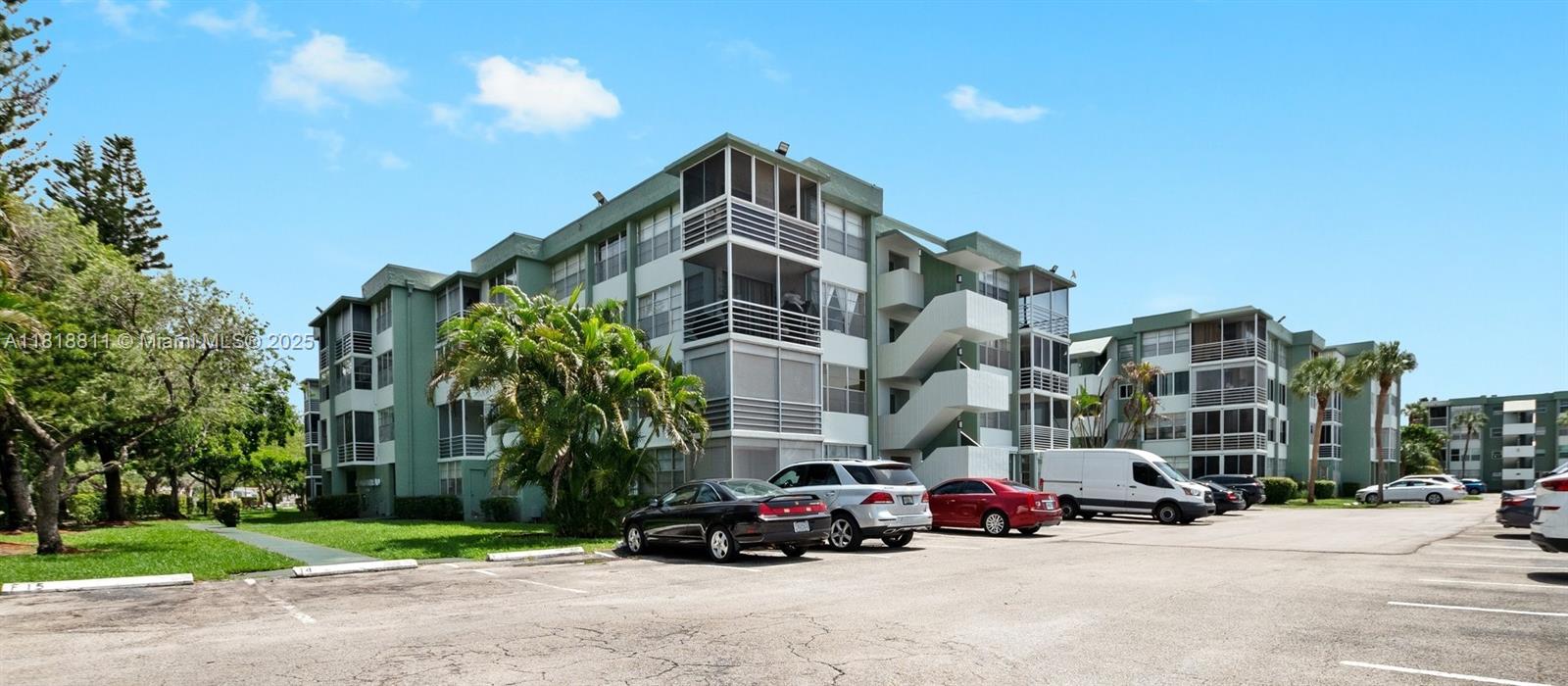 WATERGATE CONDOMINIUM NO - Residential