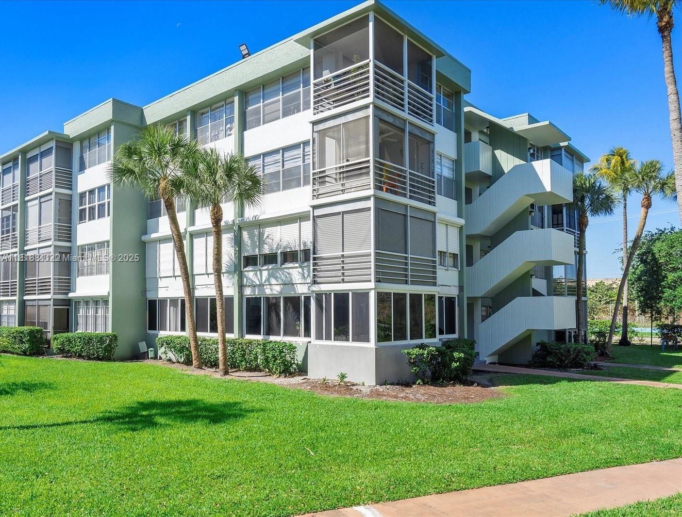 WATERGATE CONDOMINIUM NO - Residential