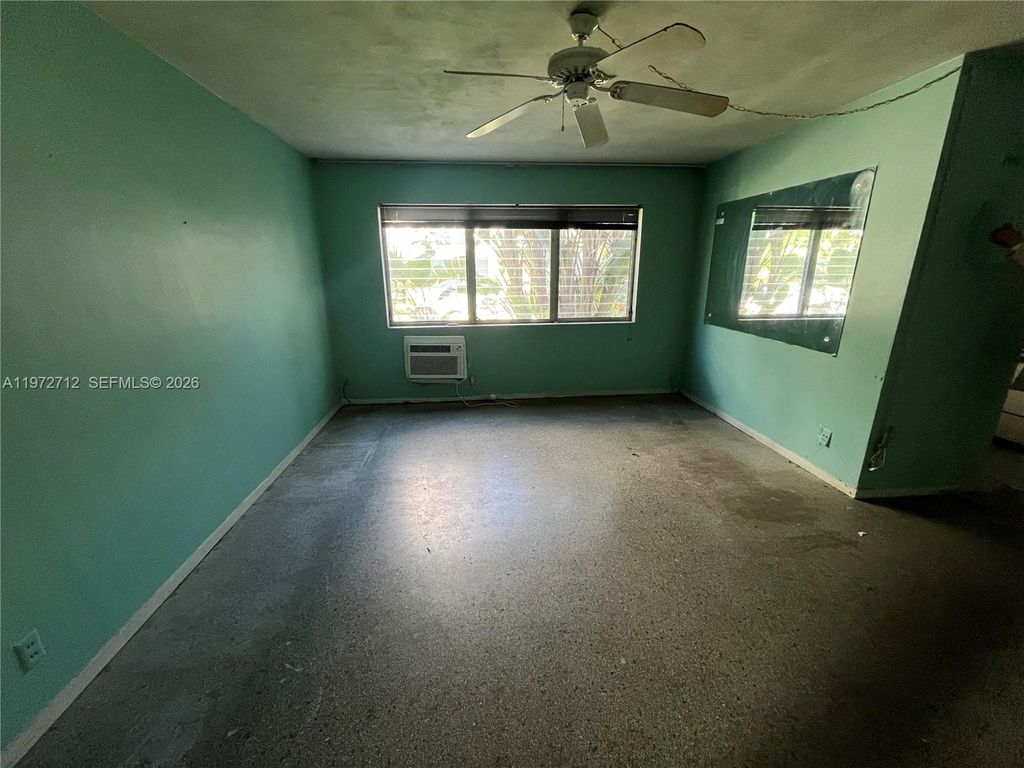 Photo of 508 Antioch Ave #6, Fort Lauderdale, FL 33304 (MLS # A11972712)