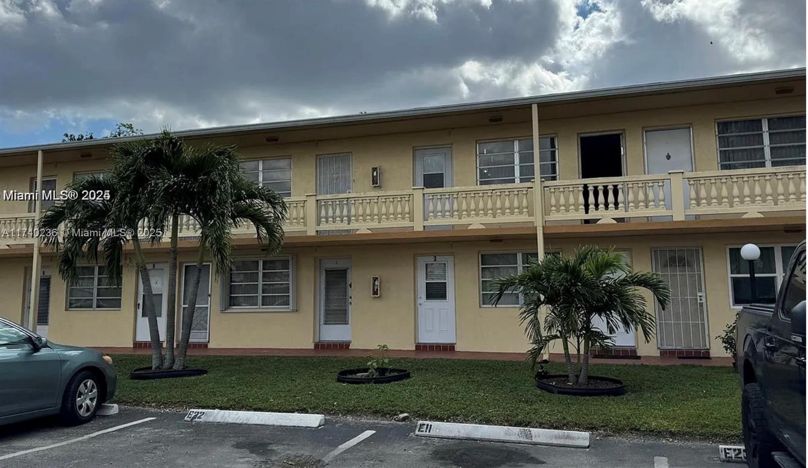 160 Ne 203rd Ter E4, Miami Gardens, Broward County, Florida - 1 Bedrooms  
2 Bathrooms - 