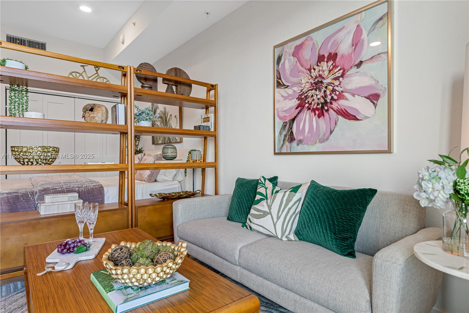 TOWN OF MODELO (DANIA) B- - Residential Lease