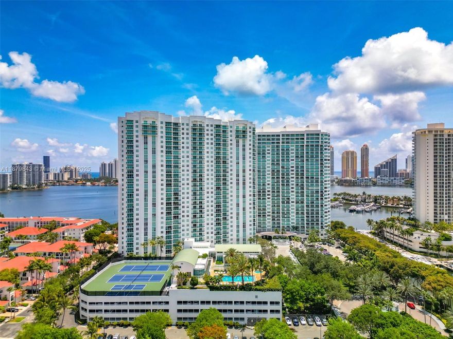 Stunning Fully Renovated 2 Bed + Den, 2 Bath Condo. Experience refined luxury in this beautifully updated condo featuring a spacious open floor plan that seamlessly blends contemporary design with timeless finishes. The unit offers two generously sized bedrooms, two elegant bathrooms, and a versatile den—perfect for a home office or guest space. Every detail has been meticulously renovated, from the modern kitchen and high-end appliances to the sleek flooring and designer fixtures. Located in a well-maintained building offering top-tier amenities, including a fitness center, swimming pool, 24-hour concierge, resident lounge, and secure parking. Prime location close to shopping, dining, and public transit.