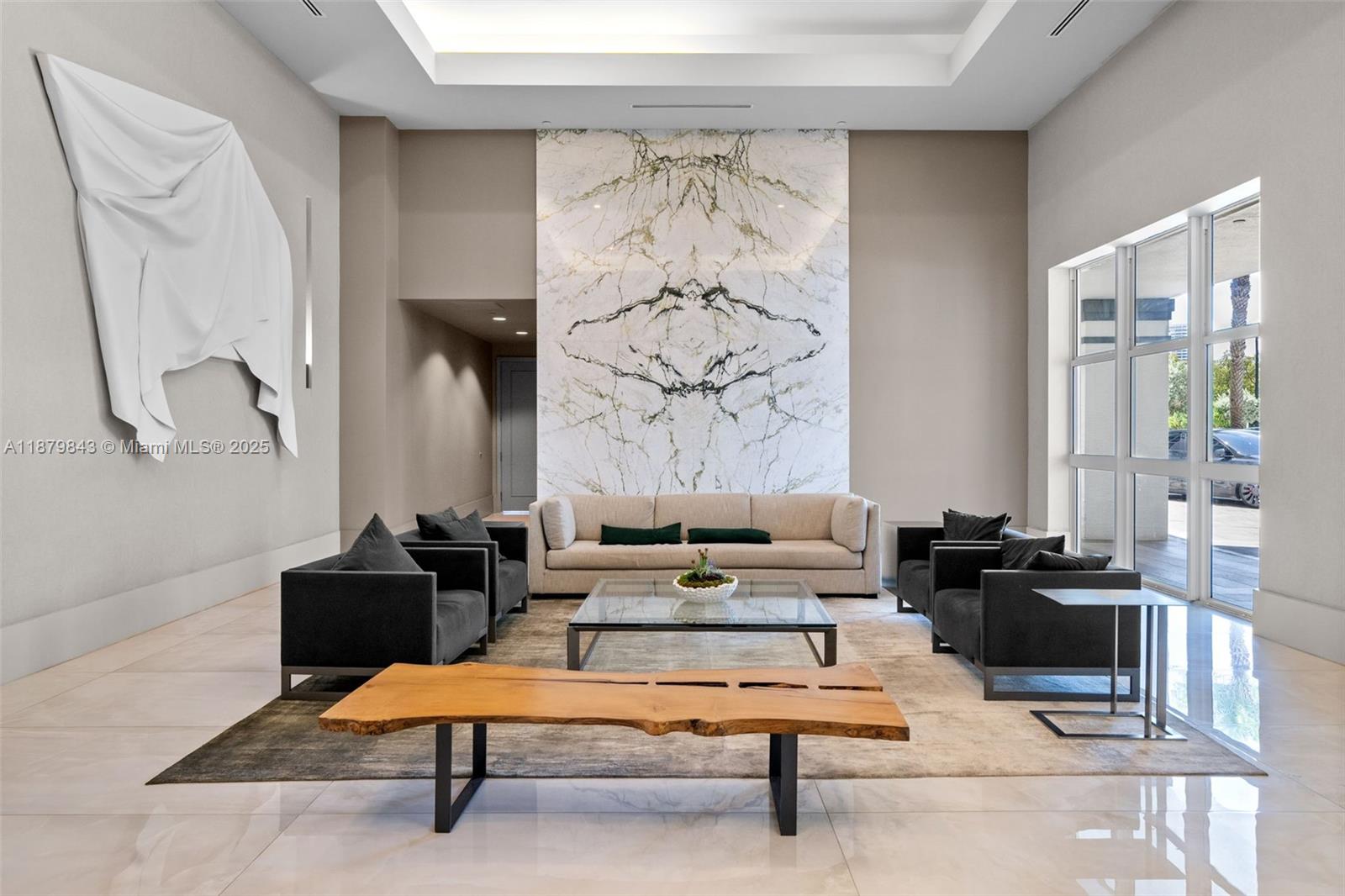 THE PENINSULA II CONDO - Residential Lease