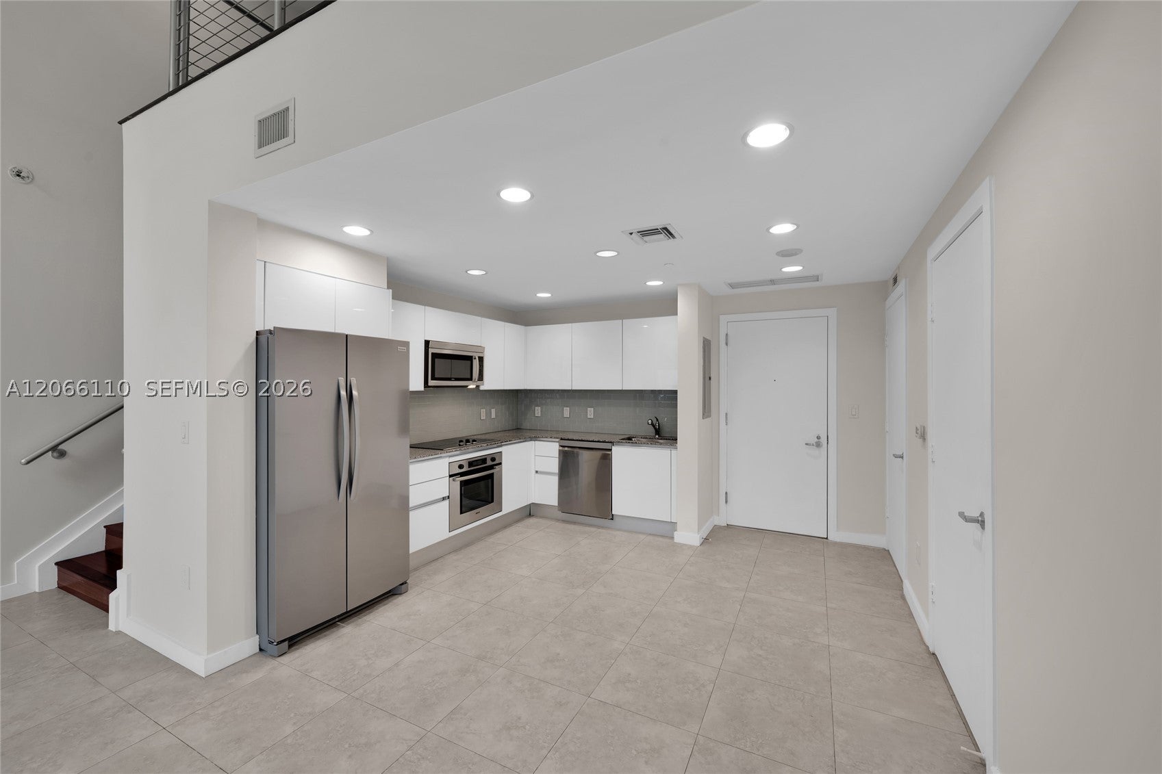 1060 Brickell Ave 815
