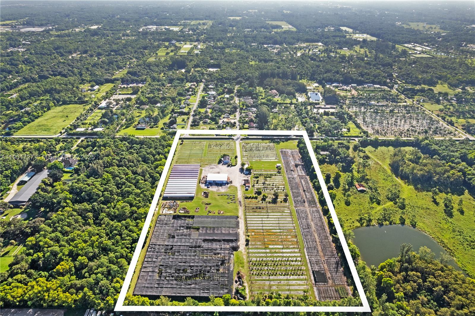 LOXAHATCHEE GROVES - Land