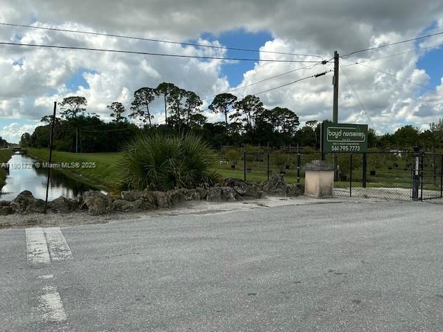 LOXAHATCHEE GROVES - Land