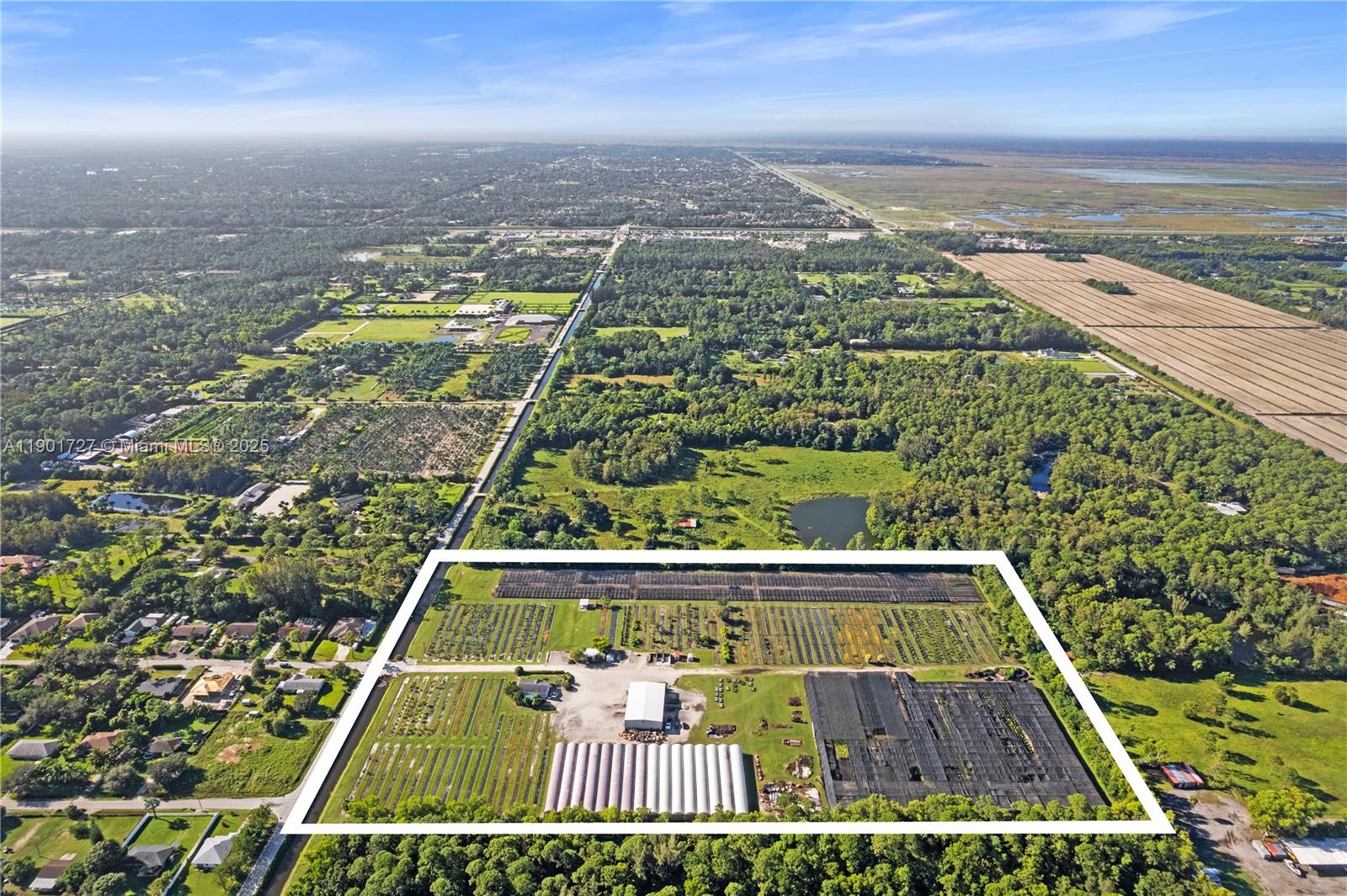 LOXAHATCHEE GROVES - Land