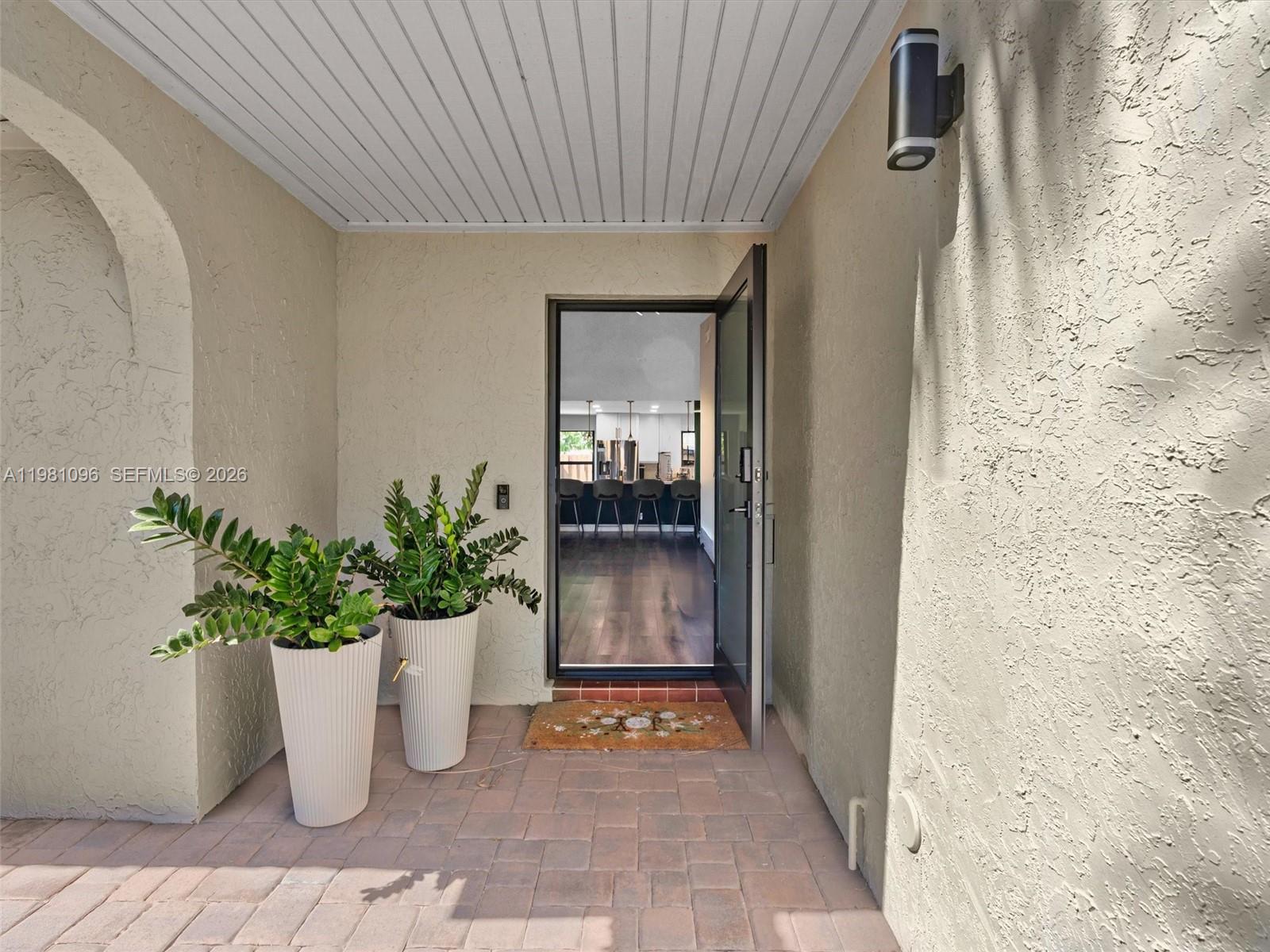 COUNTRY ISLES - Residential