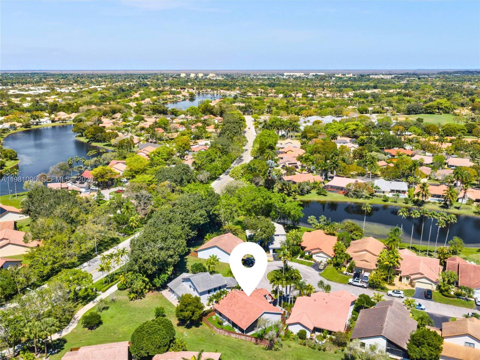 COUNTRY ISLES - Residential