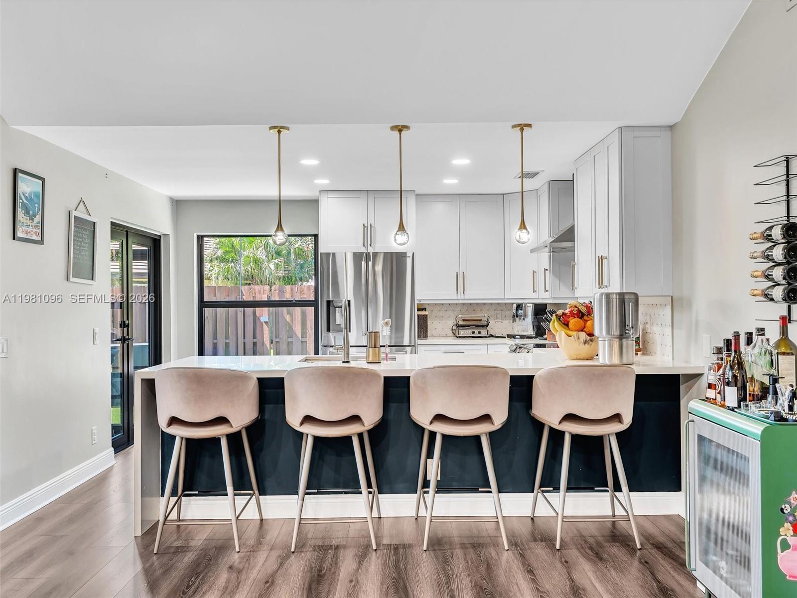 COUNTRY ISLES - Residential