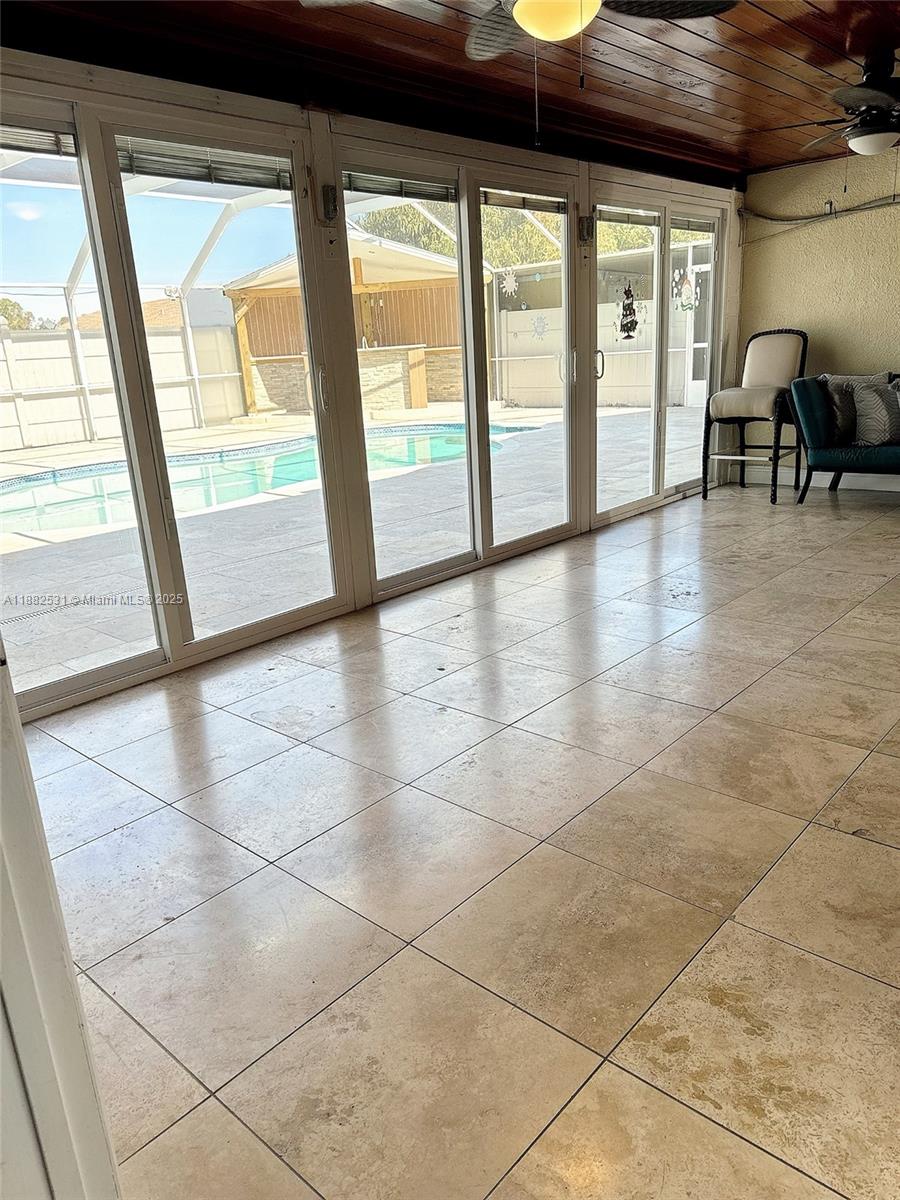 Townn Country Park Unit 22 - Residential