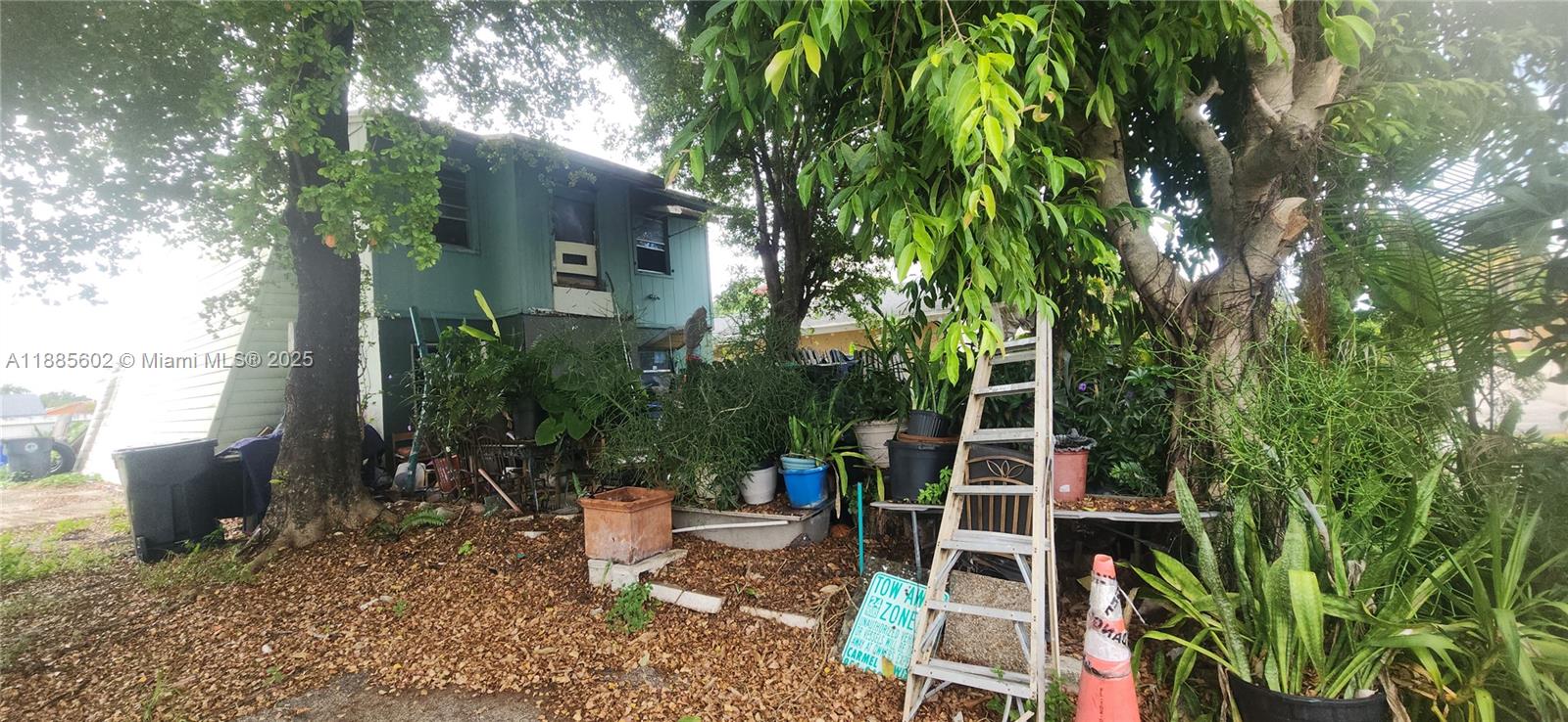 NORTH LAUDERDALE VILLAGE - Residential