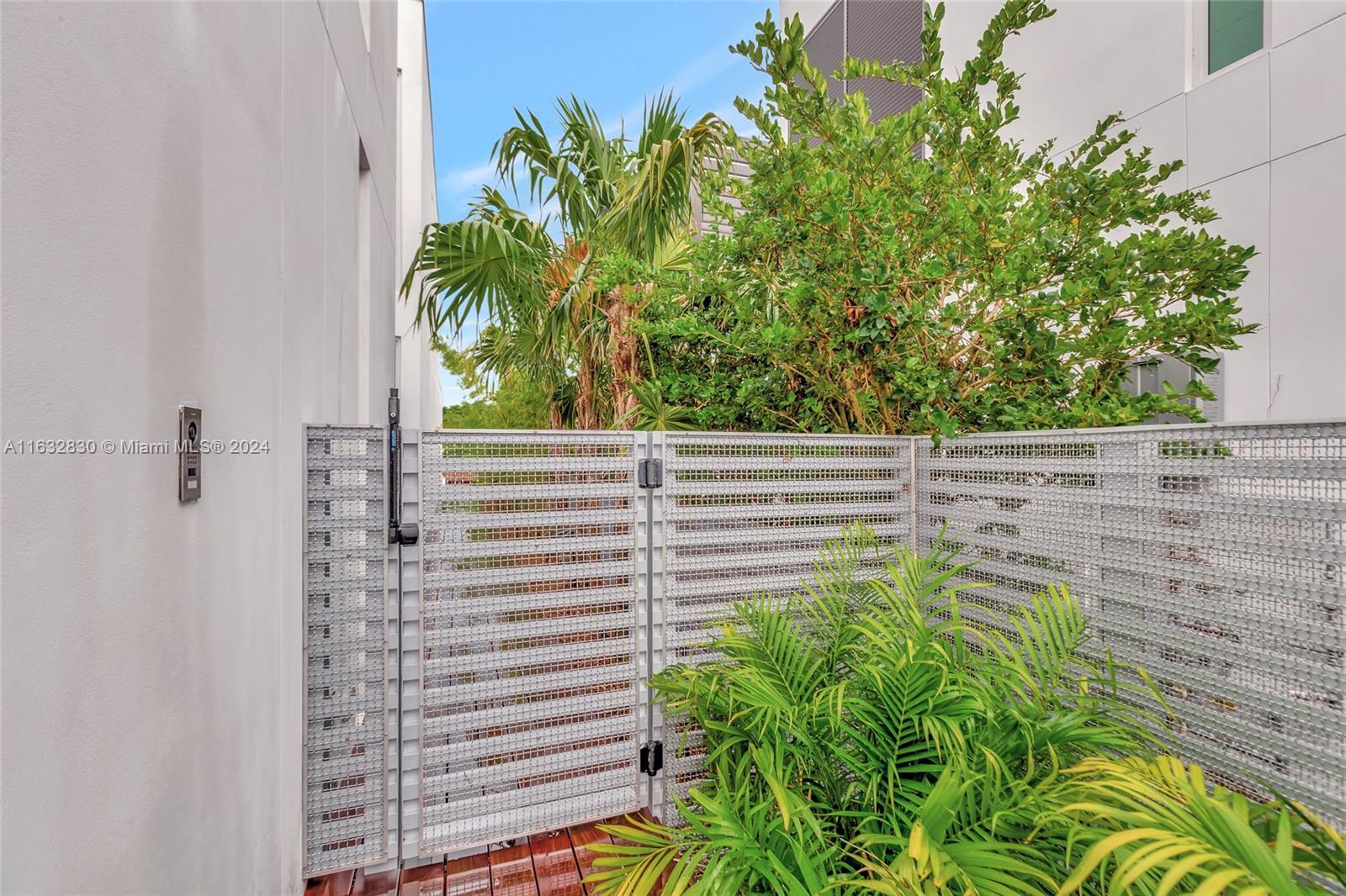 4701 NORTH MERIDIAN CONDO - Residential