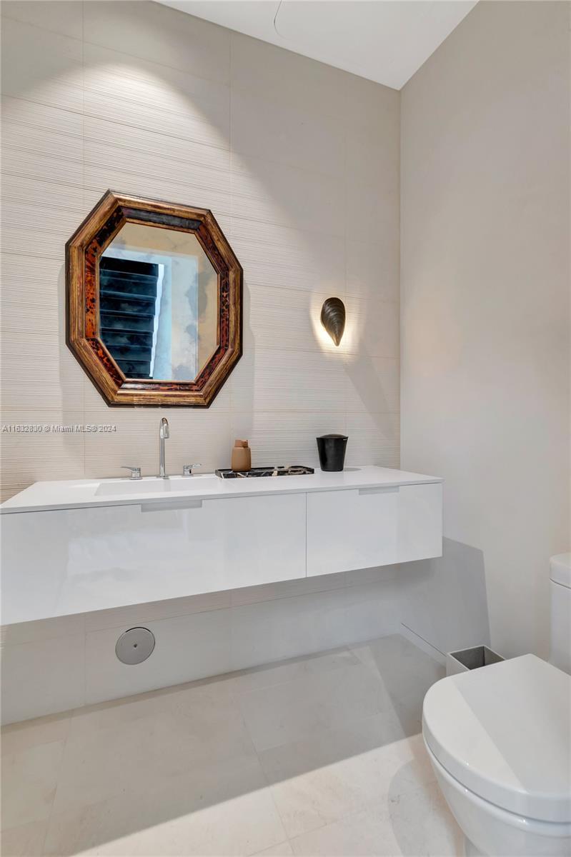 4701 NORTH MERIDIAN CONDO - Residential