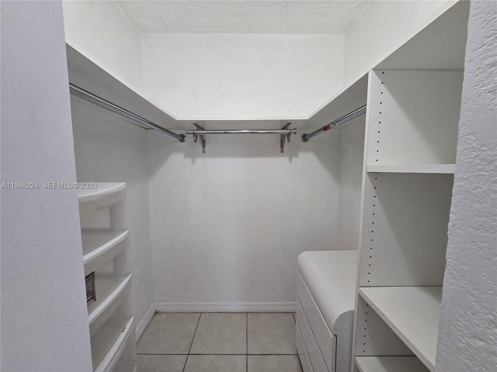 YOLANDA VILLAS CONDO - Residential Lease