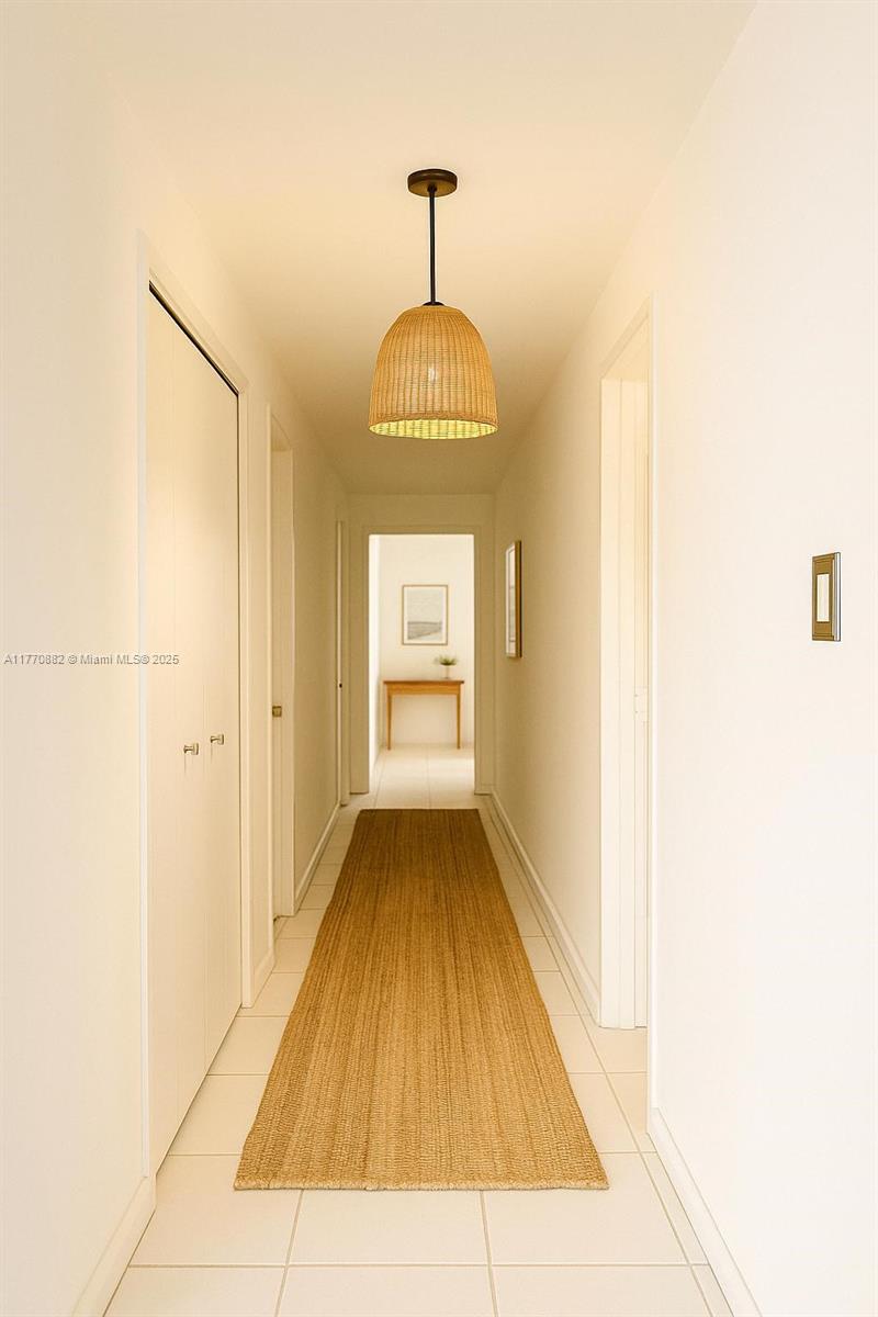 IMPERIAL HOUSE CONDO - Residential