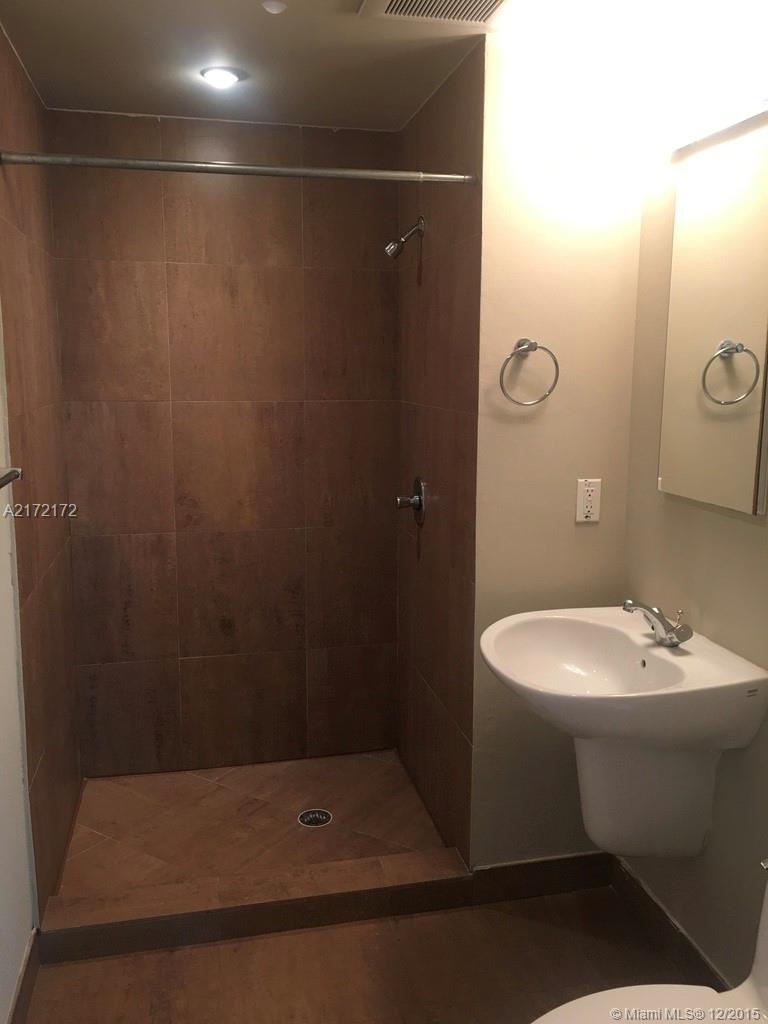 VILASOL CONDO - Residential Lease