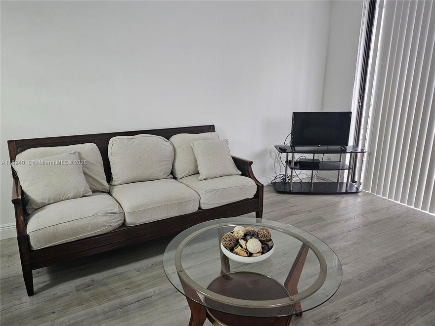Low floor, corner unit facing Turnberry Country Club. This condo is a 55 plus condo. One person must be 55 or older. The second person could be 18 or older.
This apartment is fully furnished.  However, if you prefer unfurnished, let's discuss it.  
The rent includes cable AND internet!  
Screened balcony is a joy! Relax out there without mosquitos.
This unit is a few minutes to the beach and walking distance to everything you need; shopping, restaurants banks etc. FREE shuttle rides to the mall and around the community.  Also Freebee ride anywhere in Aventura.

Credit score required by condo association: 700 or higher
Proof of income
Valid/current Identification