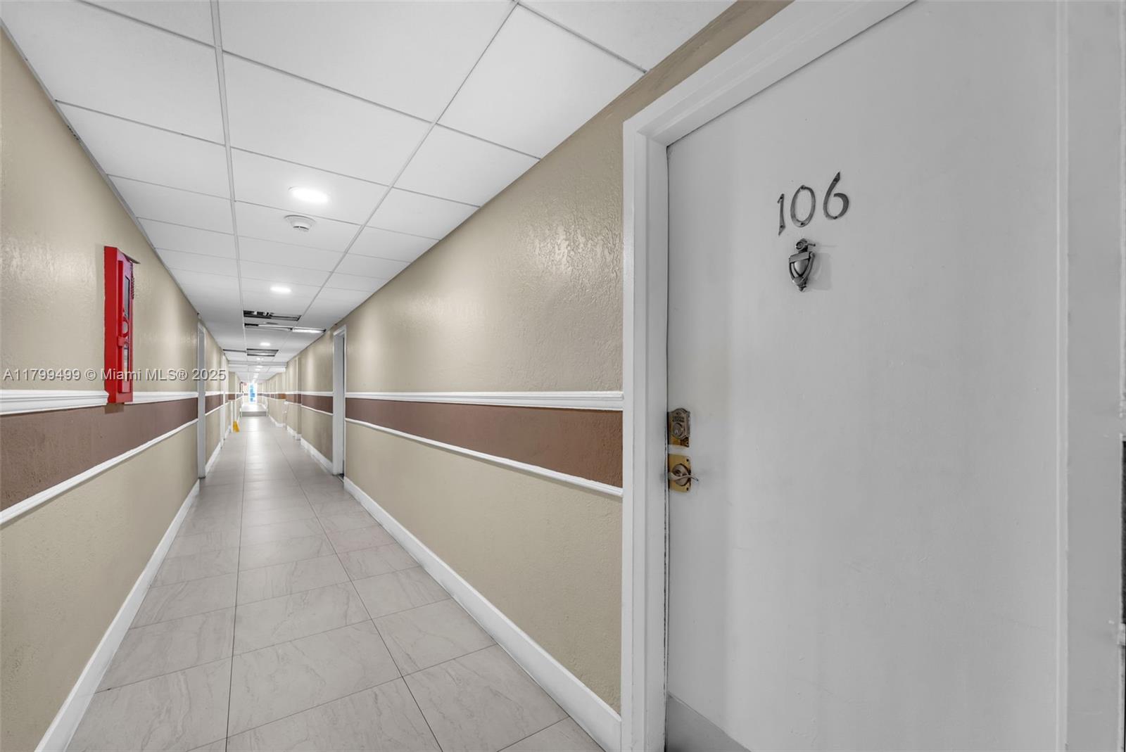 YOLANDA VILLAS CONDO - Residential