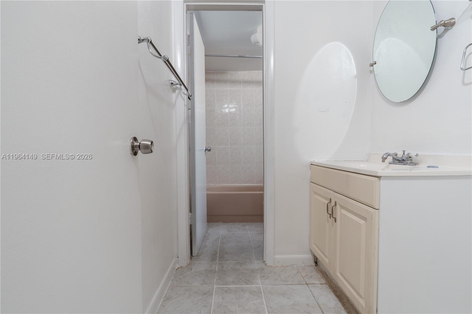 PALM-WEST GARDENS CONDO - Residential