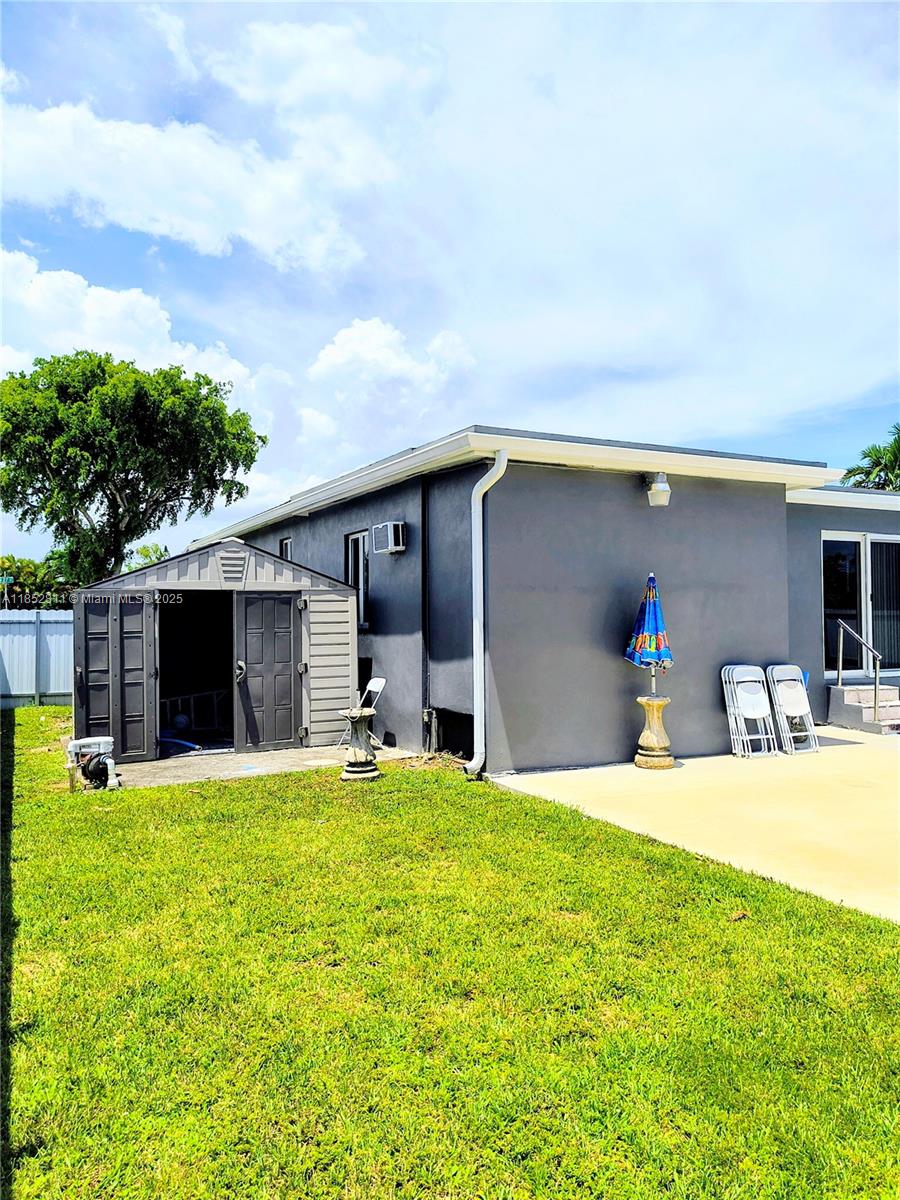 ARTBILT HOMES - Residential