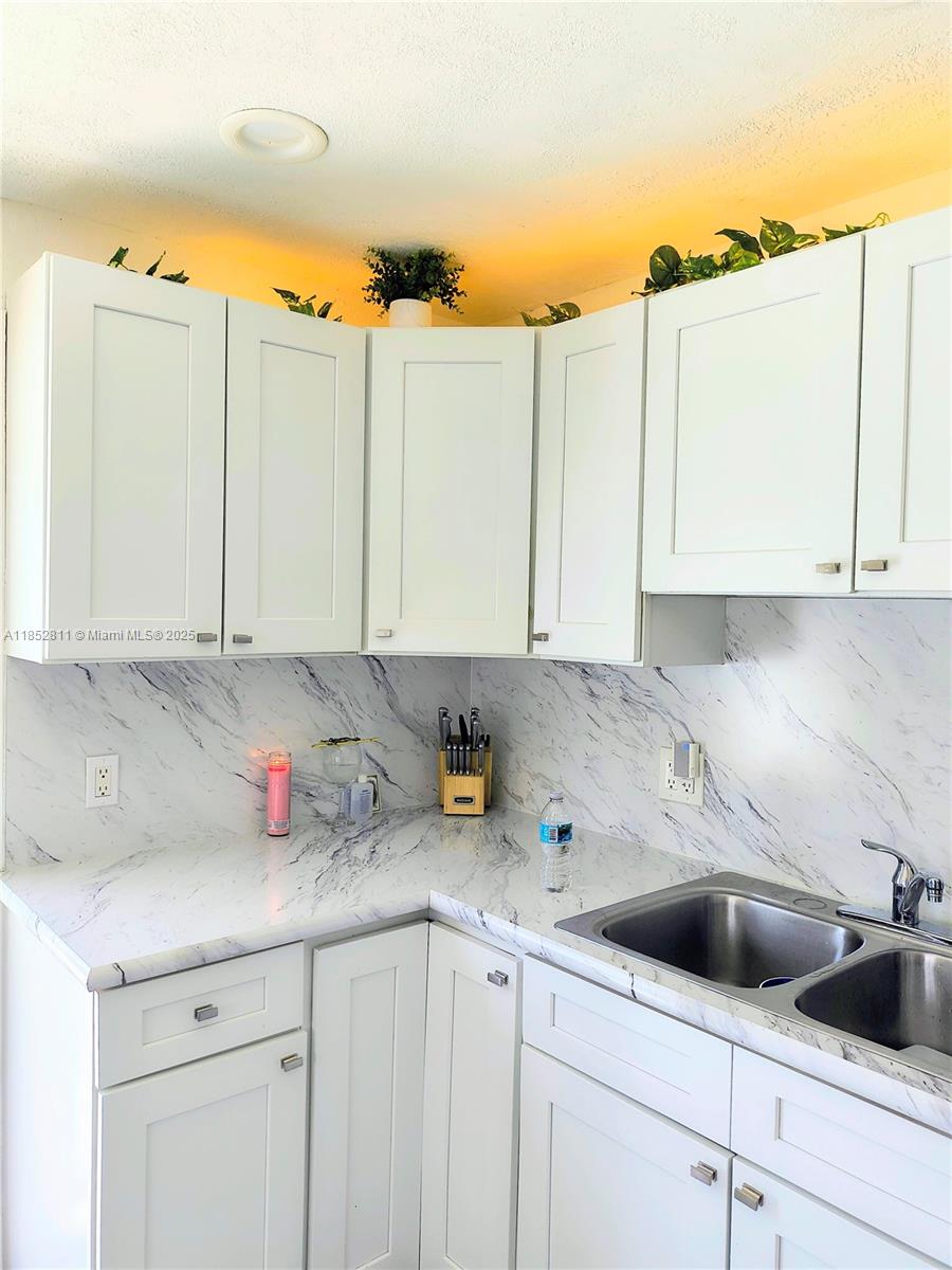 ARTBILT HOMES - Residential