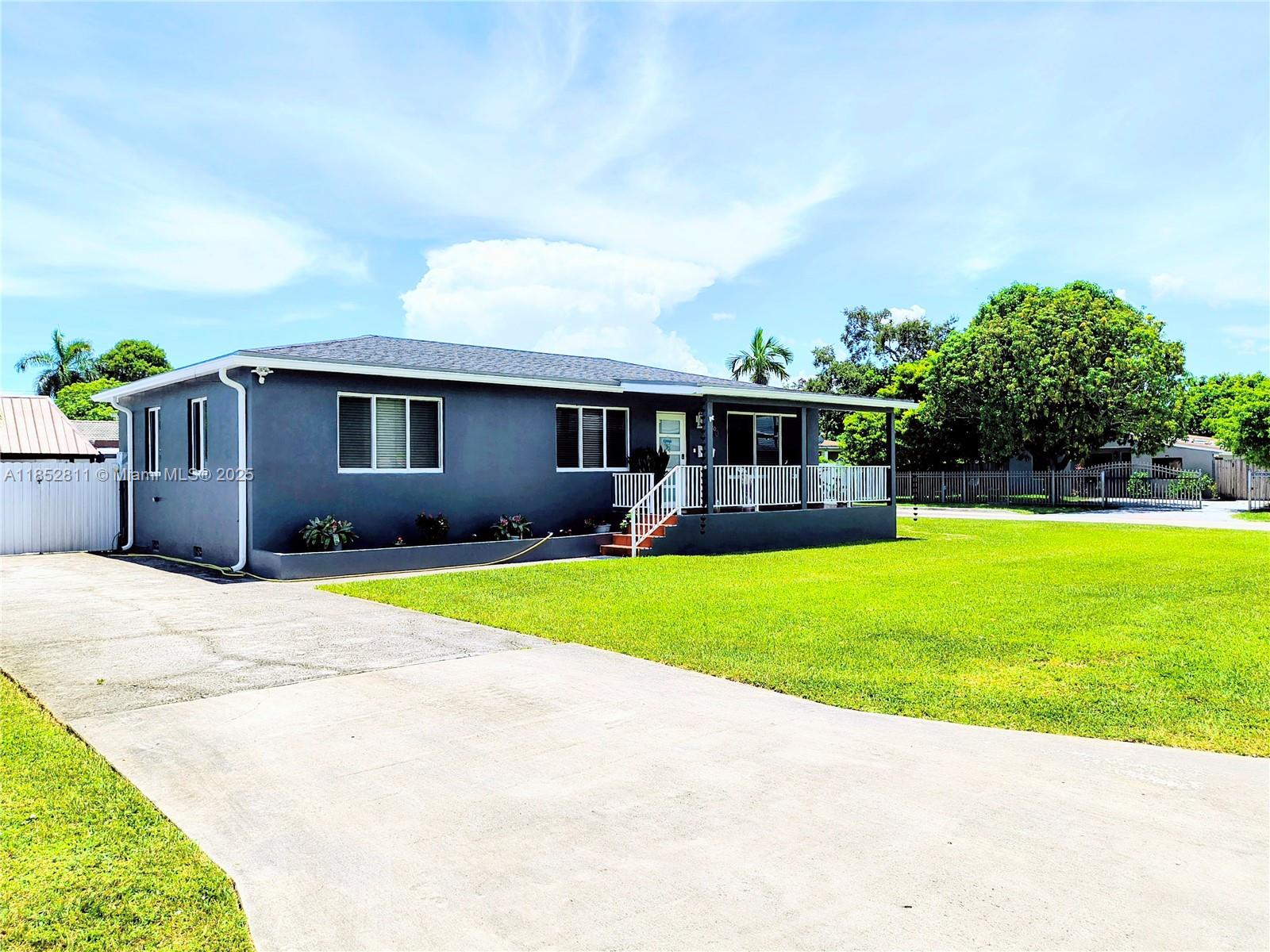 ARTBILT HOMES - Residential