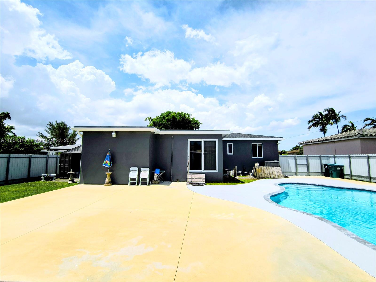 ARTBILT HOMES - Residential