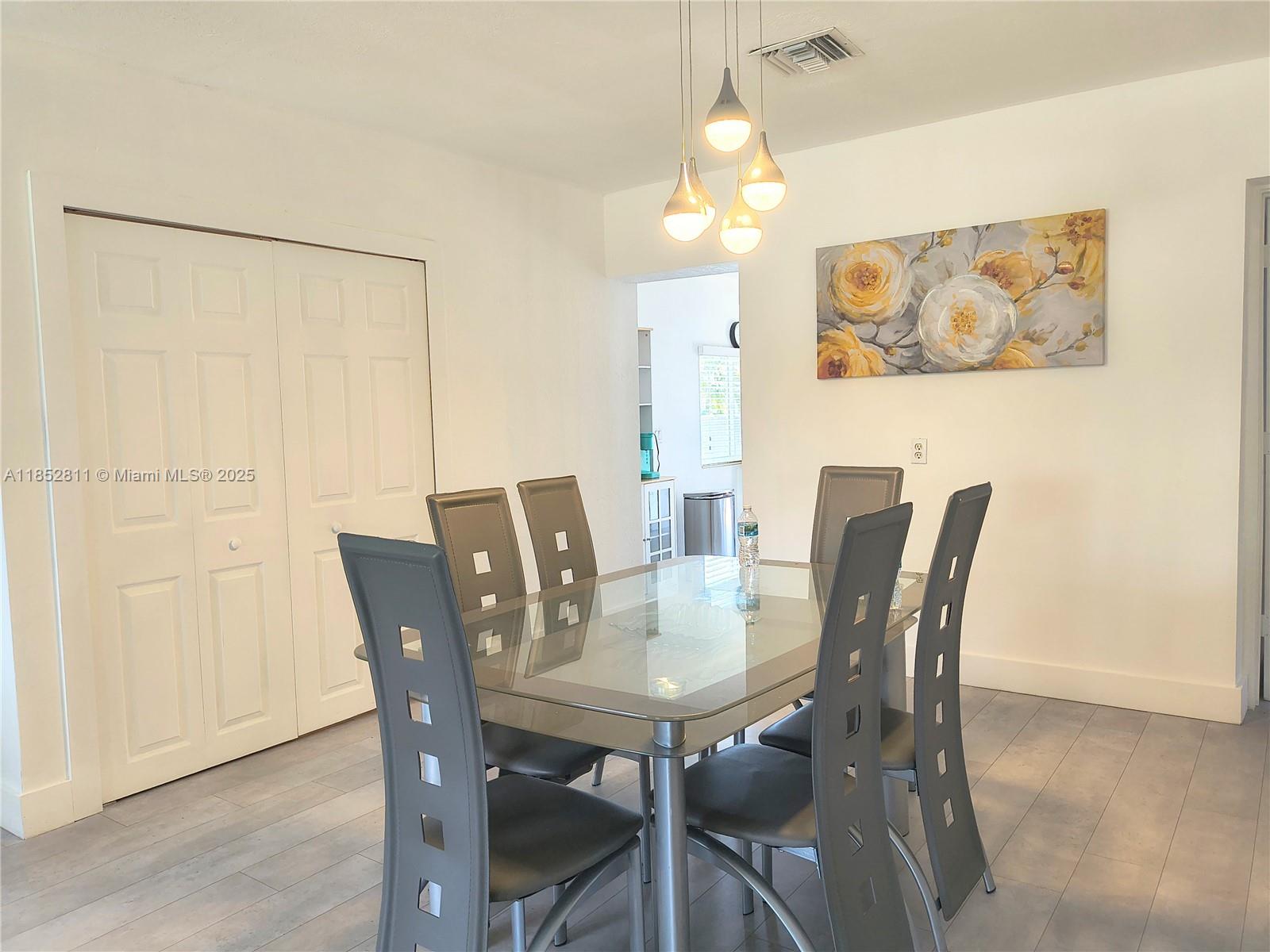 ARTBILT HOMES - Residential