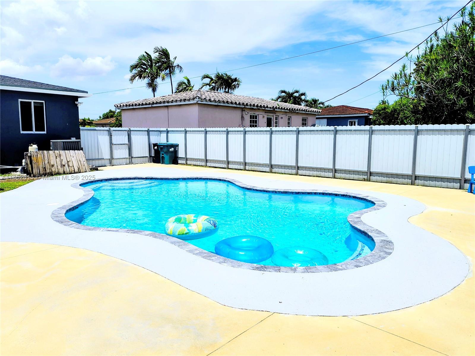 ARTBILT HOMES - Residential