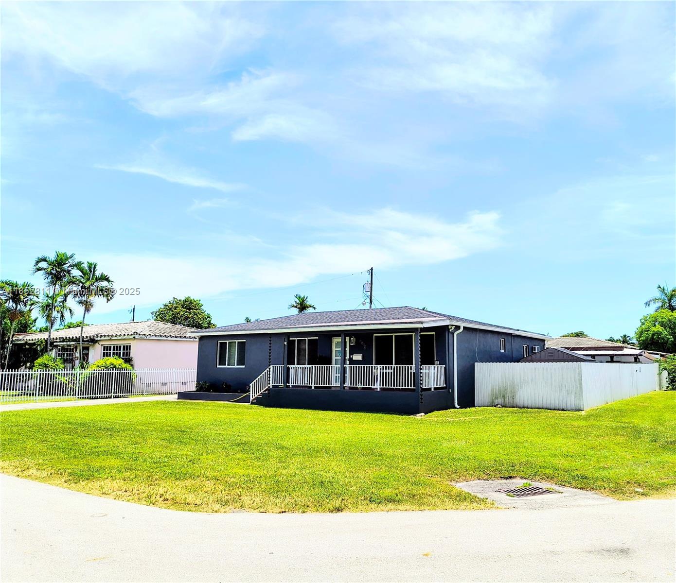 ARTBILT HOMES - Residential