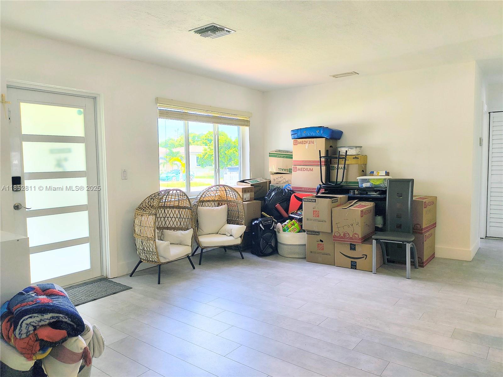 ARTBILT HOMES - Residential