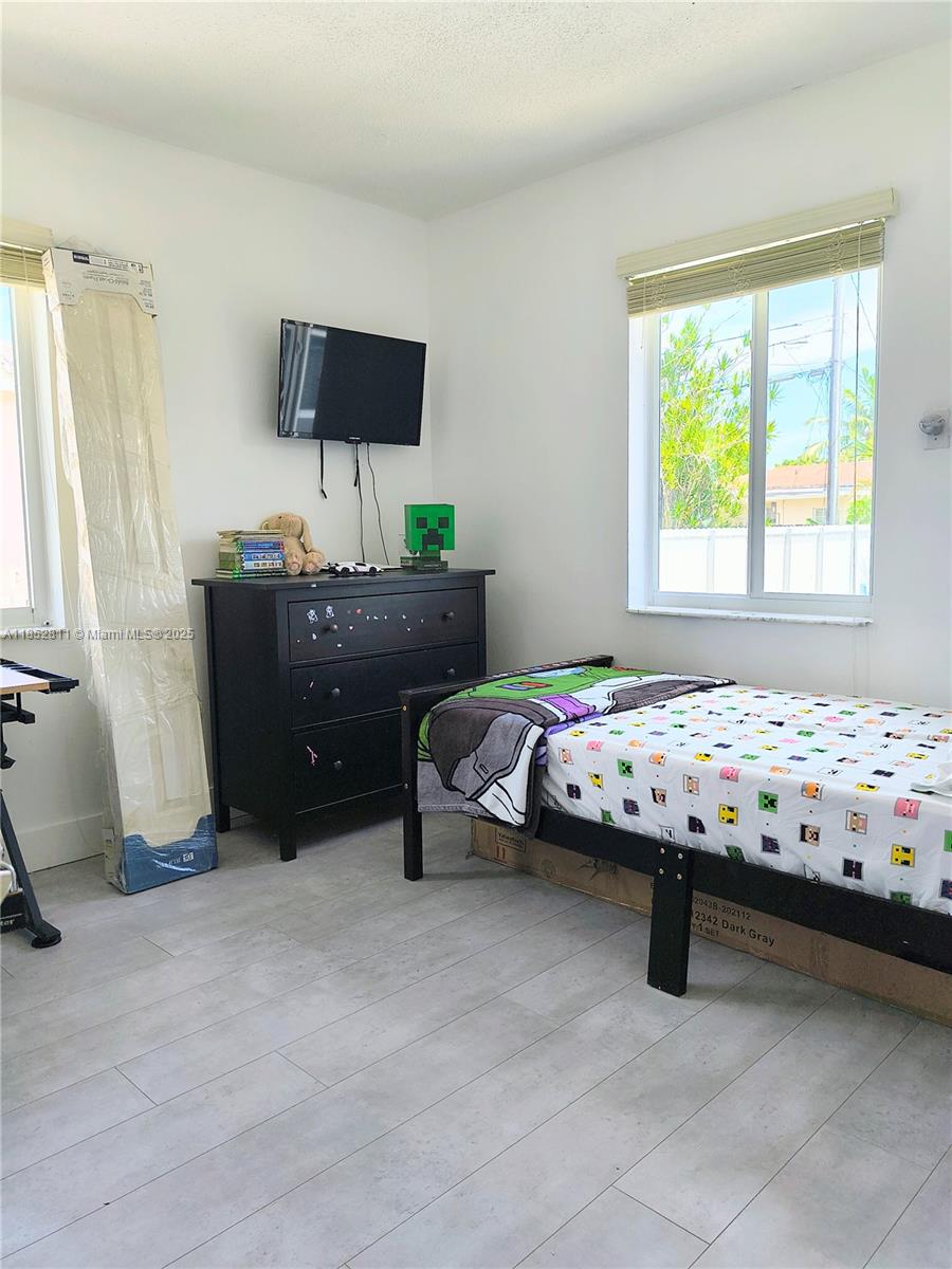 ARTBILT HOMES - Residential