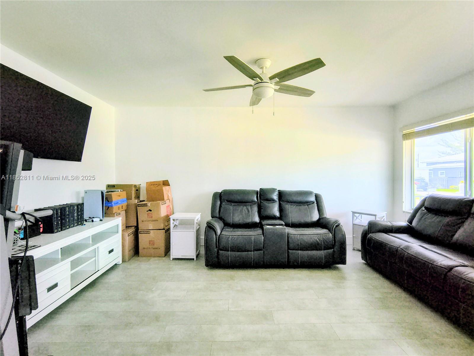 ARTBILT HOMES - Residential