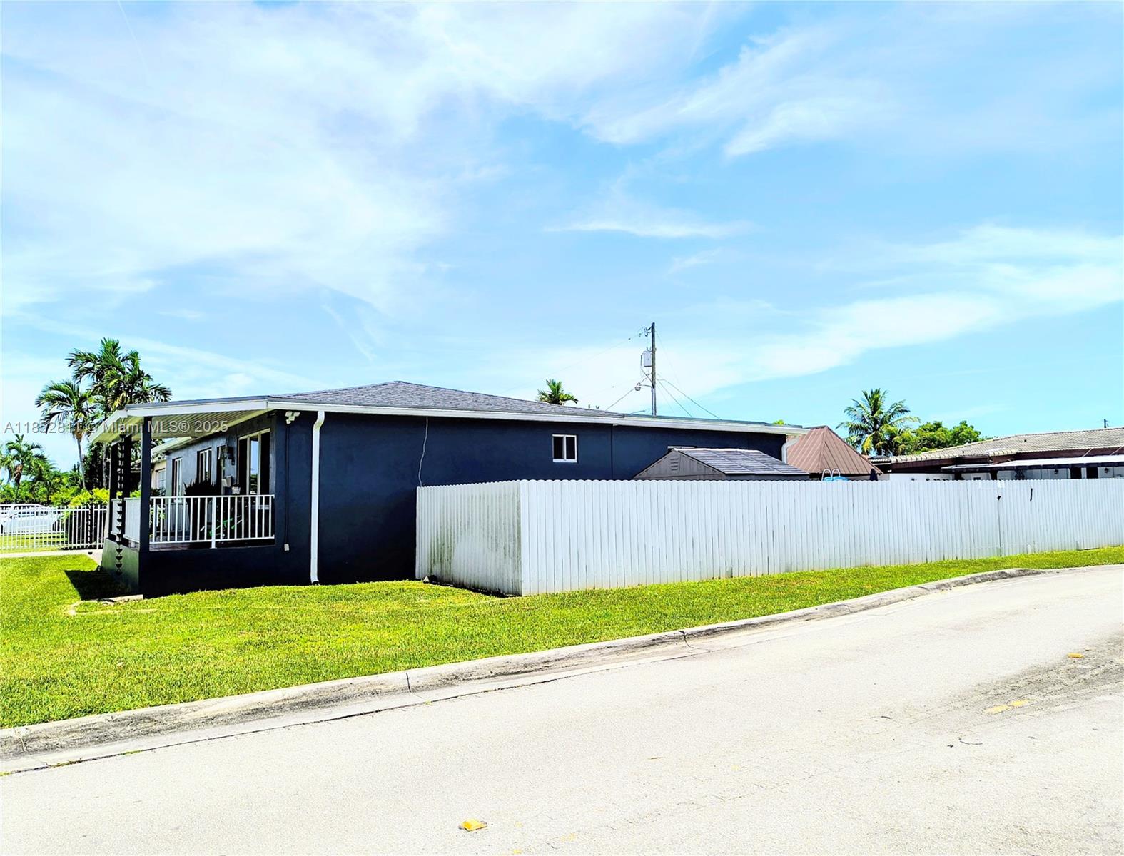 ARTBILT HOMES - Residential