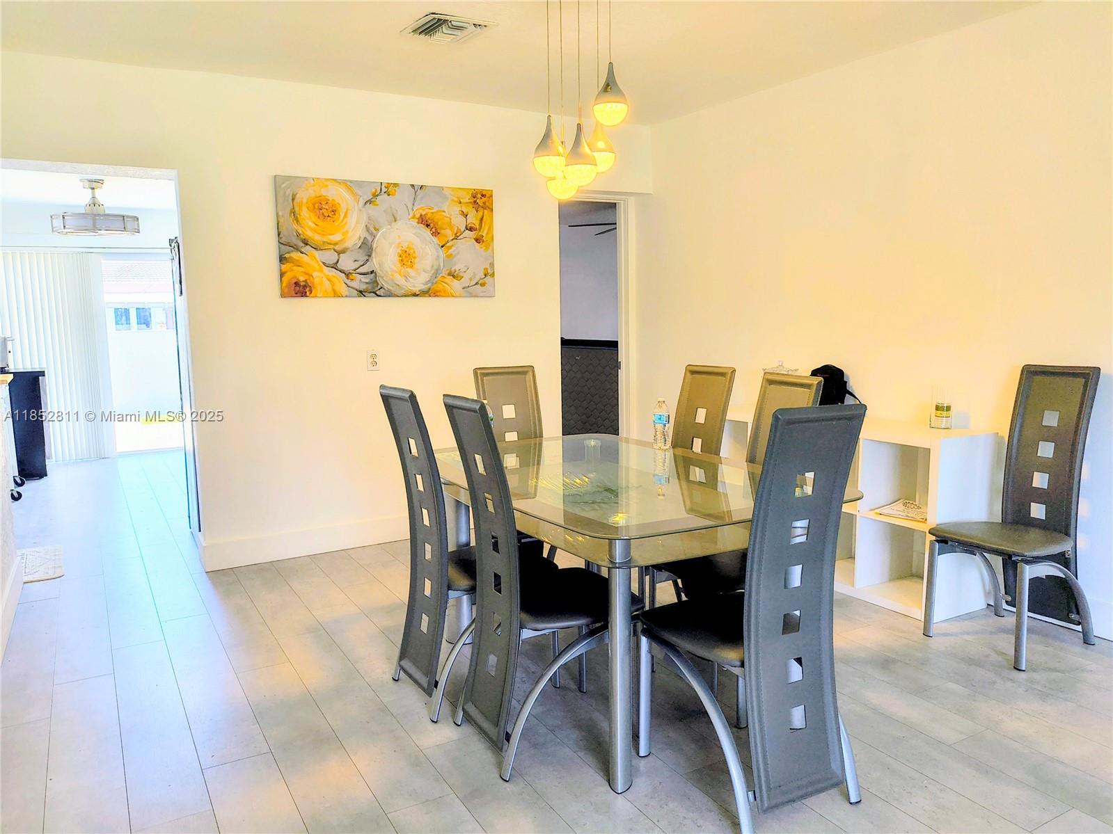 ARTBILT HOMES - Residential