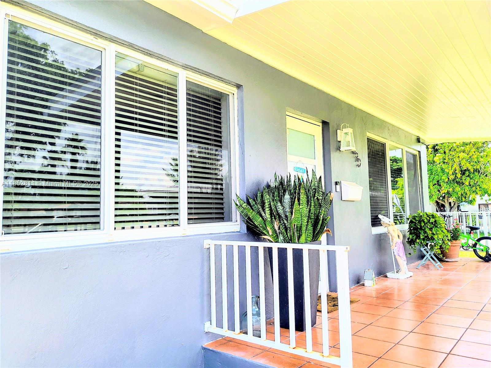 ARTBILT HOMES - Residential