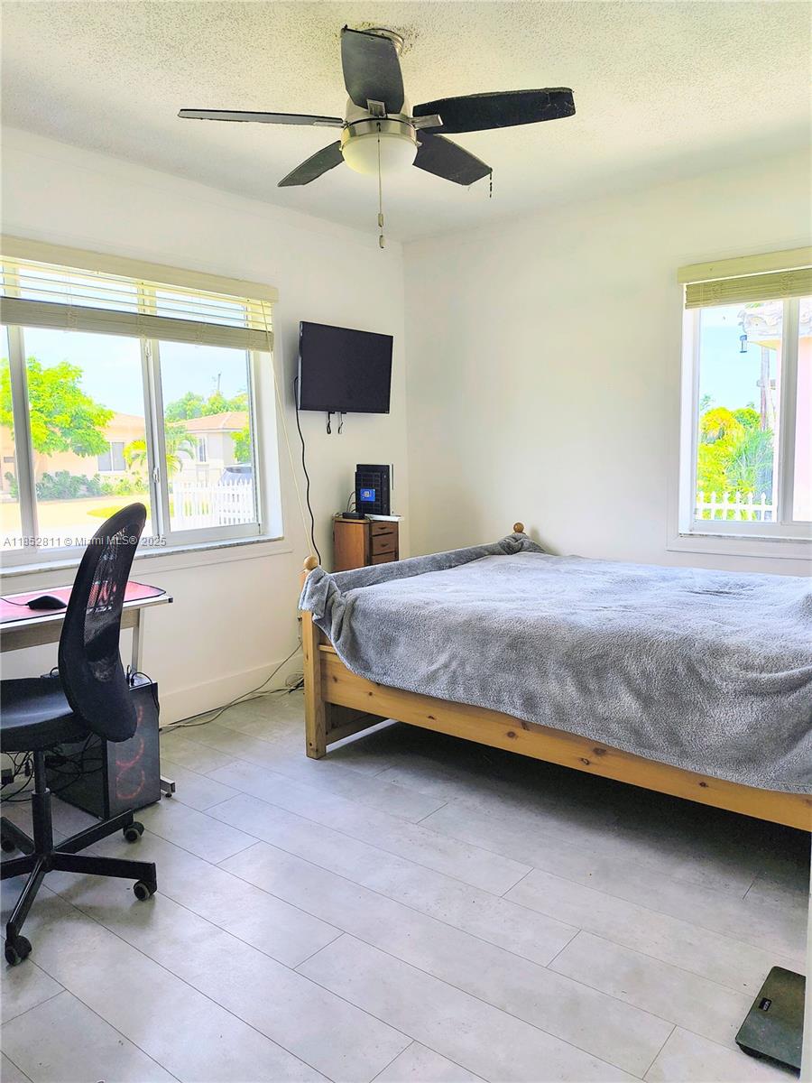 ARTBILT HOMES - Residential