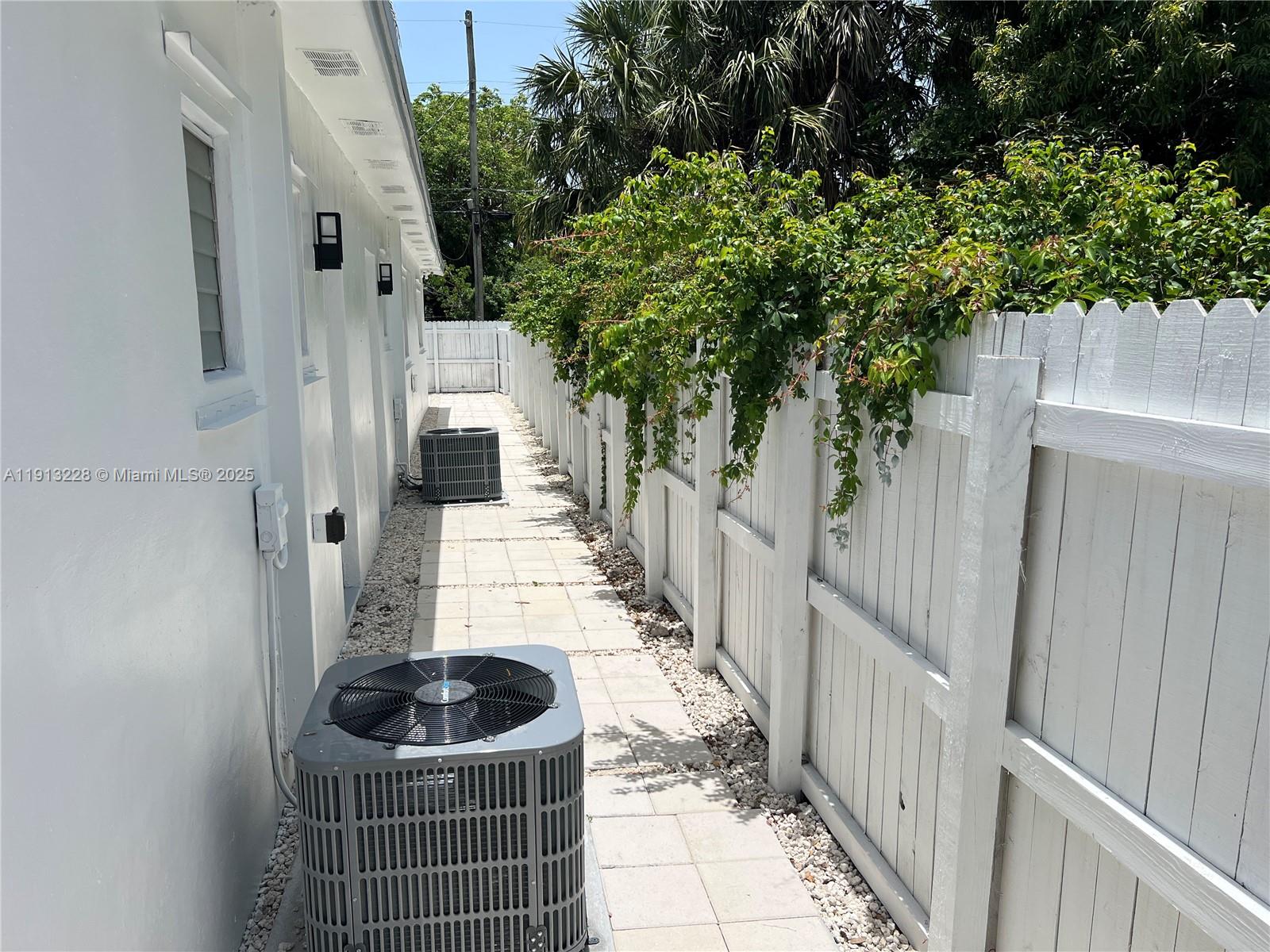 LIBERIA - Residential Lease