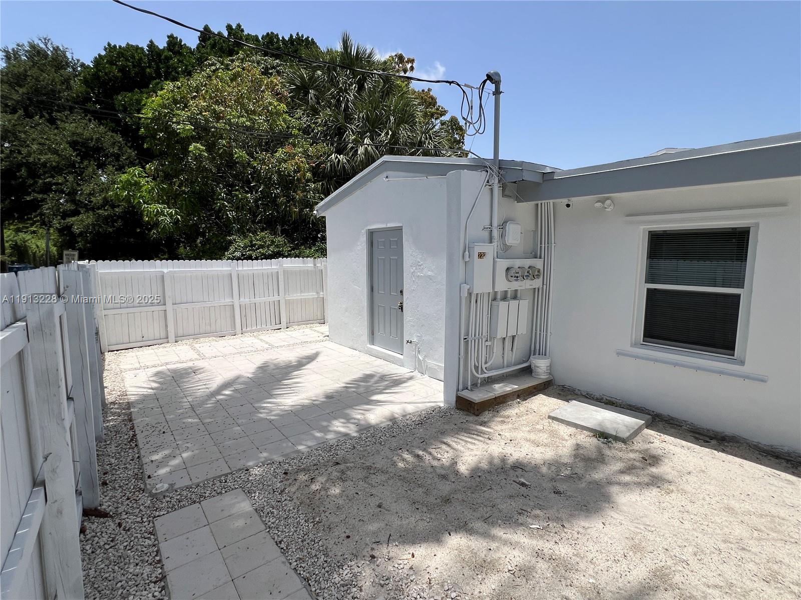 LIBERIA - Residential Lease