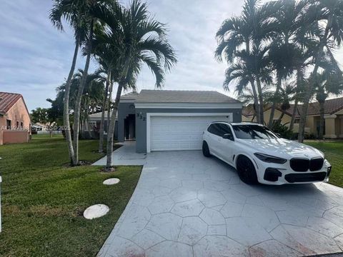 332 NW 47th Ave Deerfield Beach FL 33442