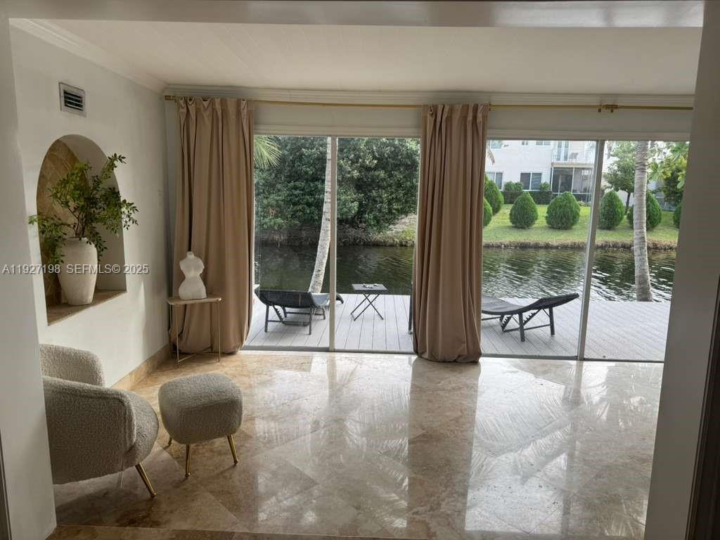 COQUINA LAKES - Residential Lease