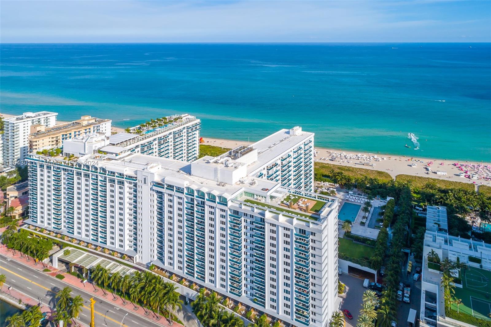 RONEY PALACE CONDO - Residential Lease