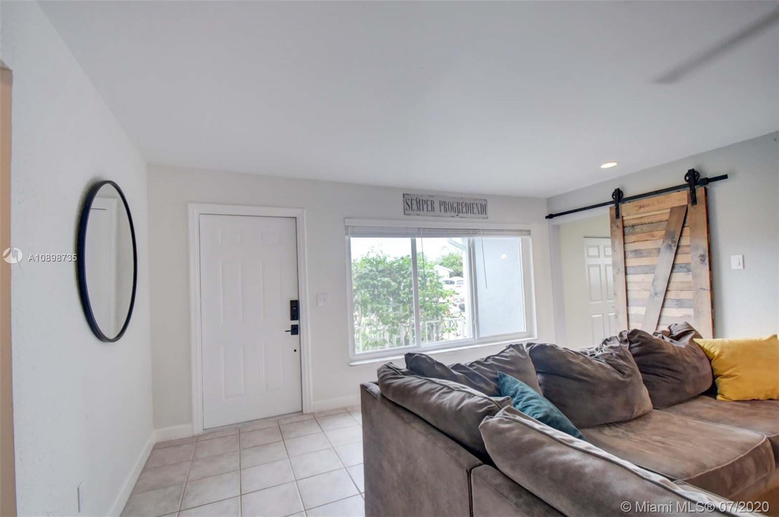 SANDALFOOT COVE SEC 6 - Residential