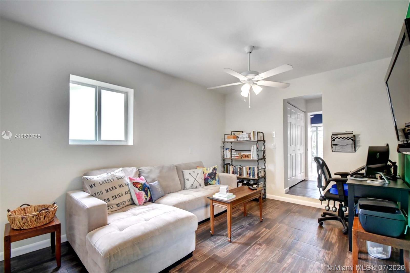 SANDALFOOT COVE SEC 6 - Residential