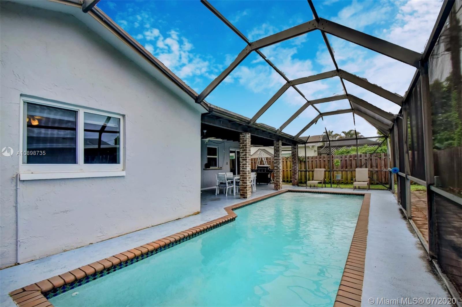 SANDALFOOT COVE SEC 6 - Residential